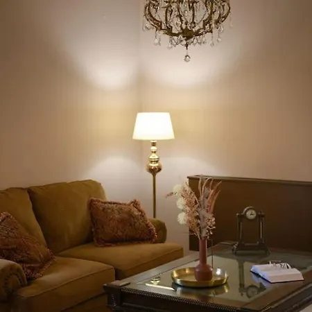 μαρία νεφέλη για μαγικές διακοπές στο νησί μας